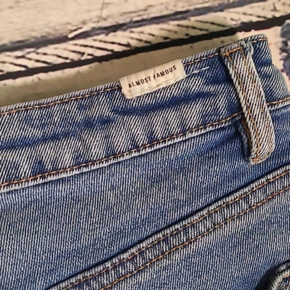 Almost Famous High Waist Distressed Cut Off Light Blue Denim Jean Shorts Size 9 - Picture 10 of 16
